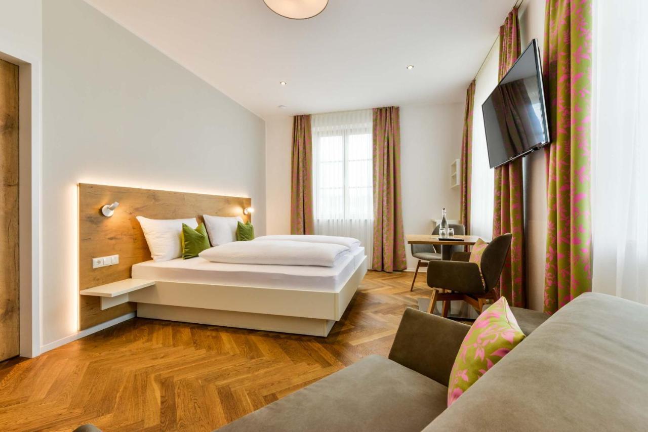 Bed and Breakfast Bett'N Glueck - Uebernachtung & Fruehstueck Zusmarshausen Esterno foto