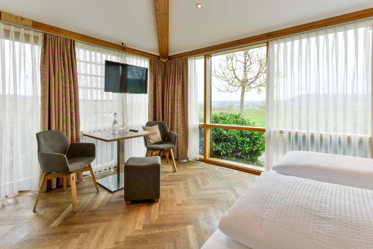 Bed and Breakfast Bett'N Glueck - Uebernachtung & Fruehstueck Zusmarshausen Esterno foto